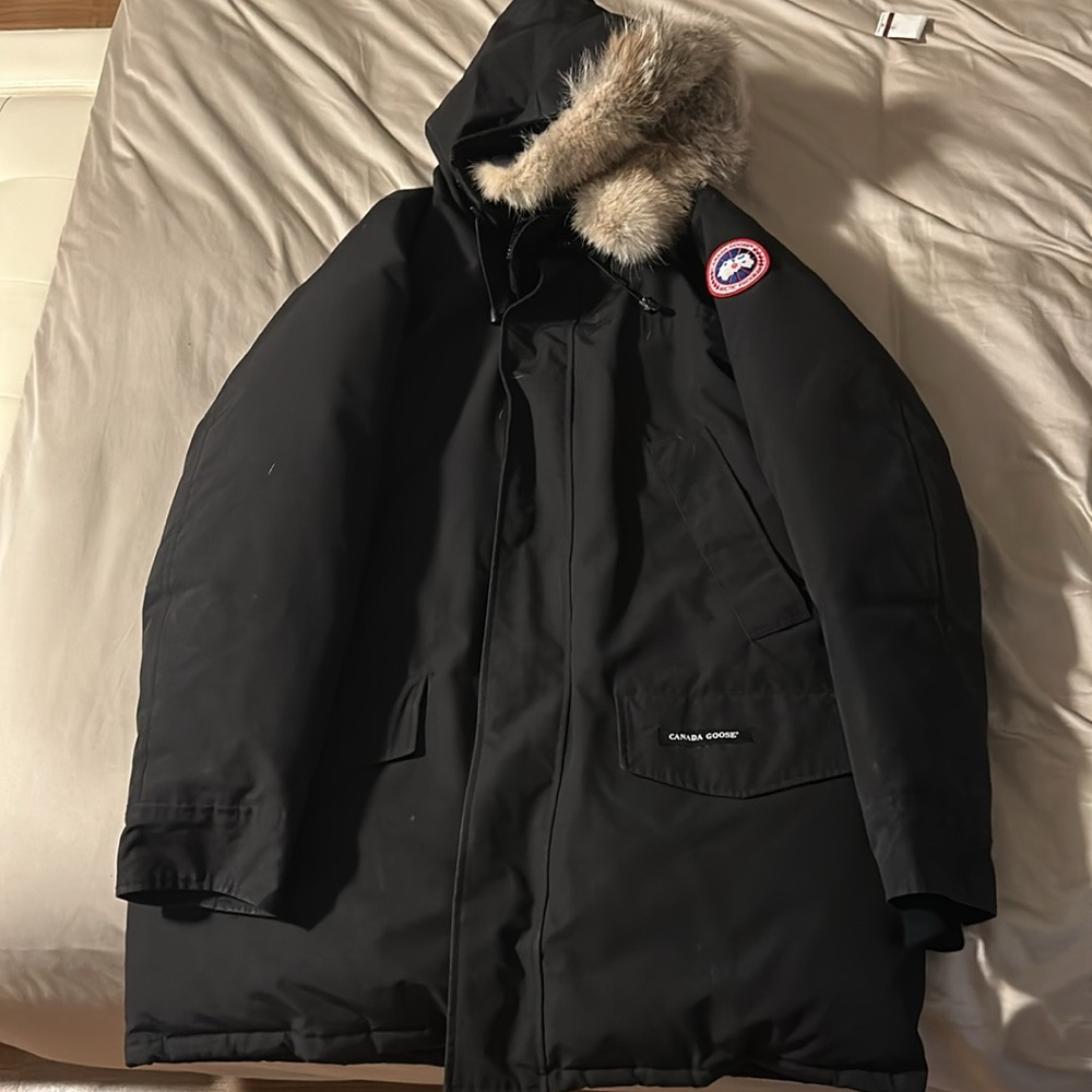 Canada Goose Down Jacket Black Puffer with Fur Trim